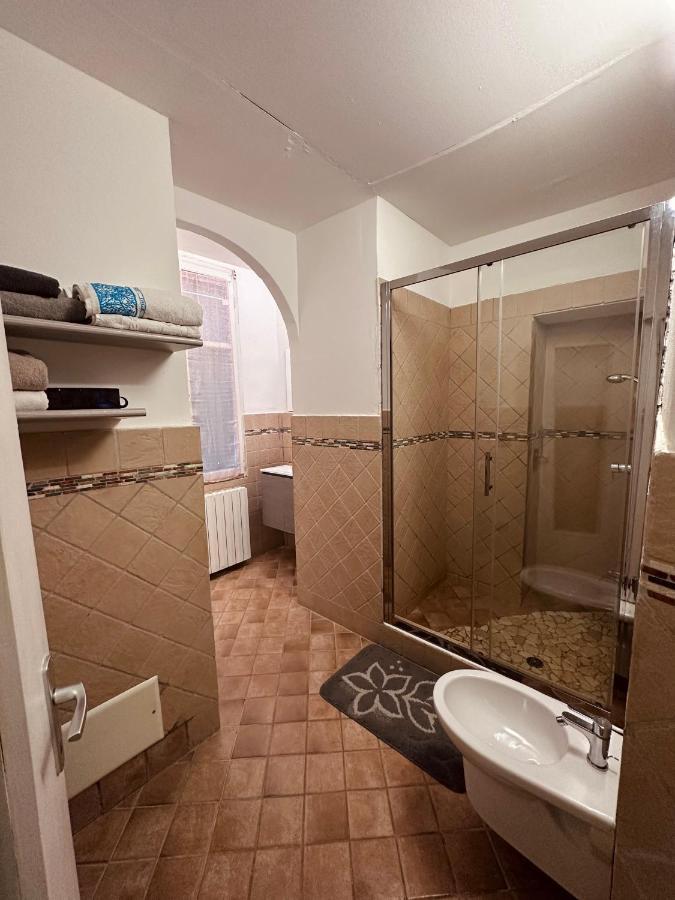 La Casa Del Corso Apartment Arona Luaran gambar